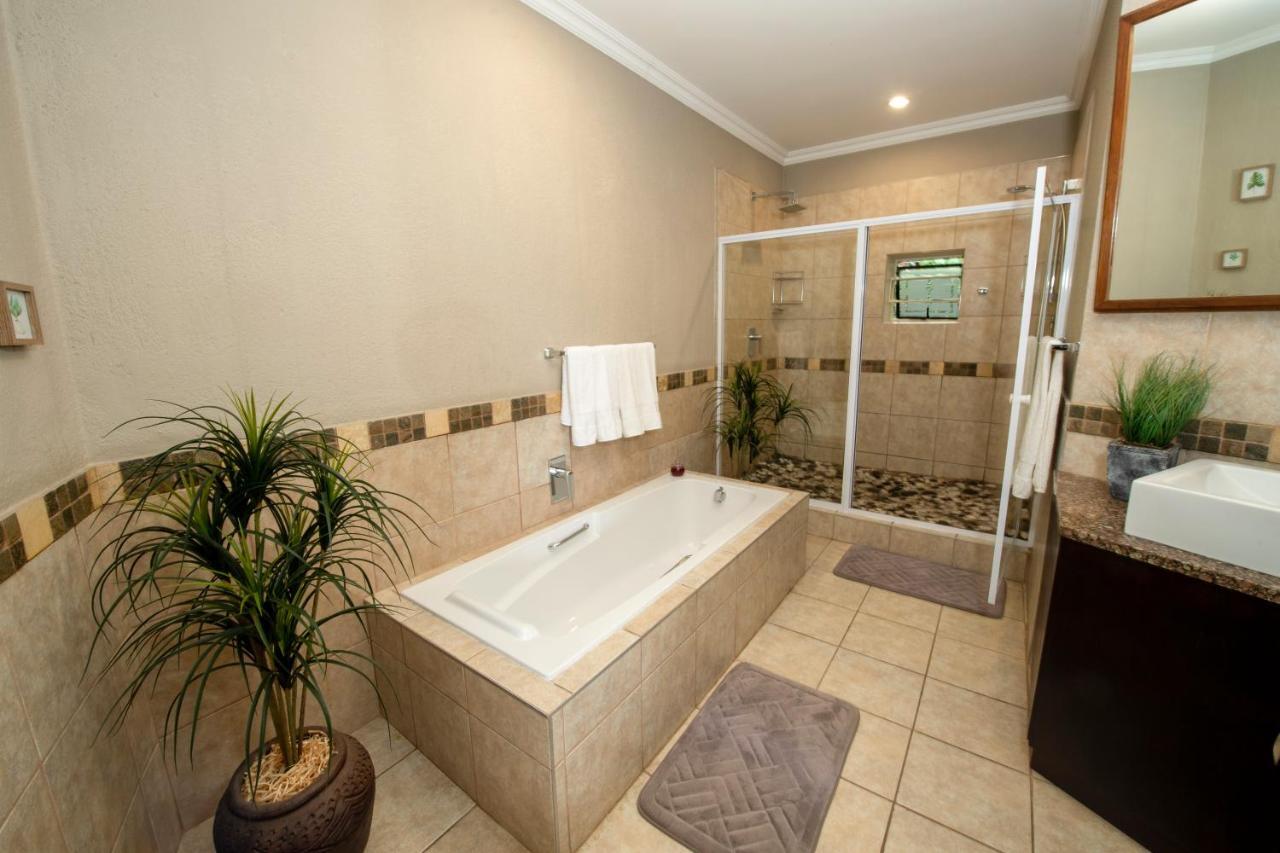 Bubezi Guest House Hazyview Luaran gambar